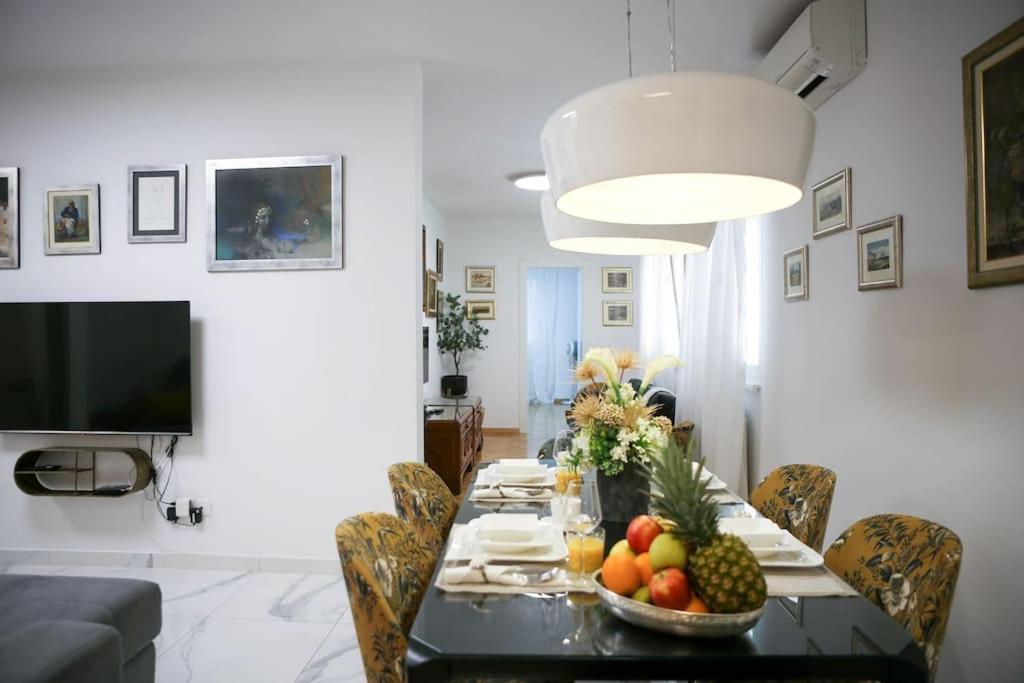 New & Luxury Apartment Tony Split Exterior foto